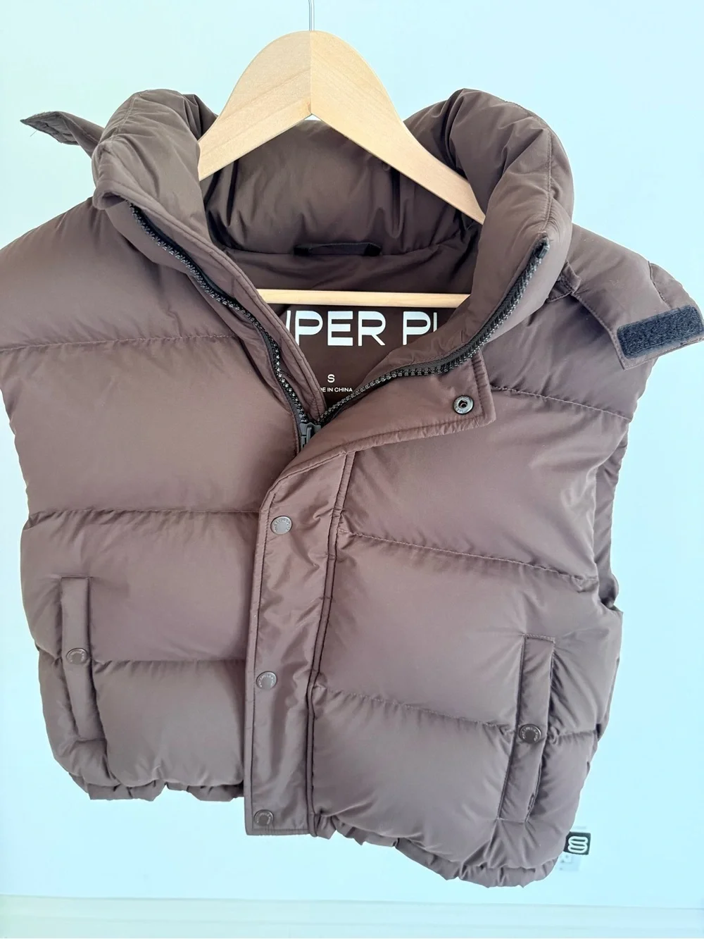 Aritzia superpuff vest shorty brown